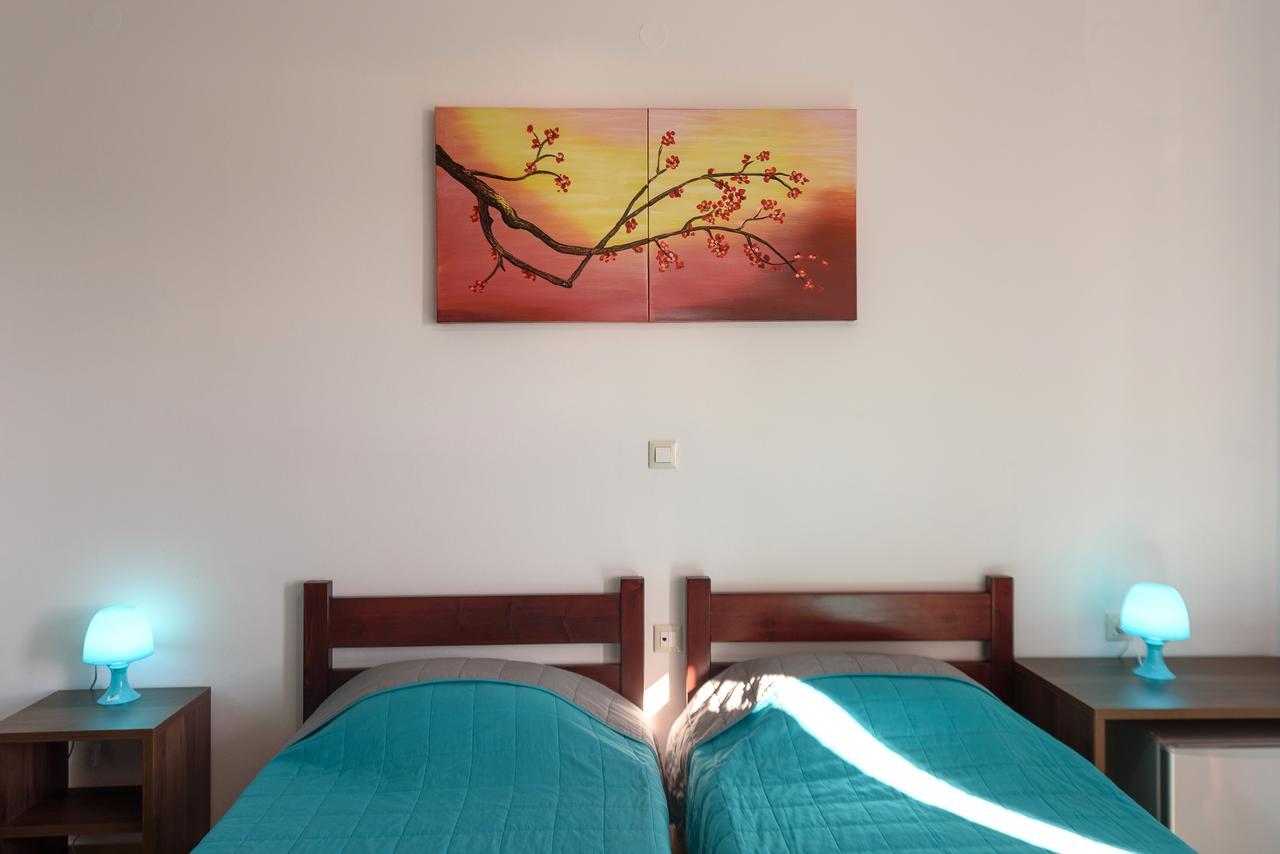 Elpidis Villa Kokkinos Pirgos Exteriör bild